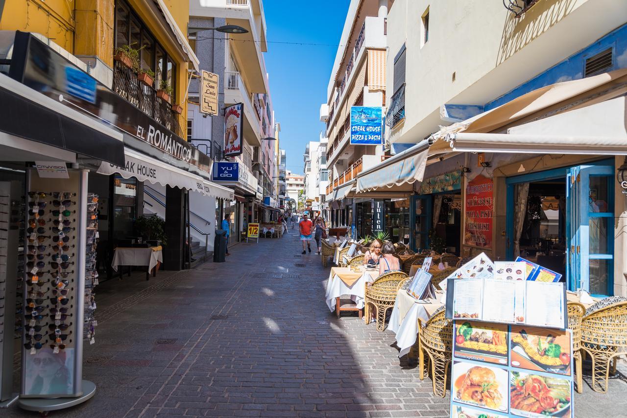 Modern Apartments Los Cristianos Center Exterior photo