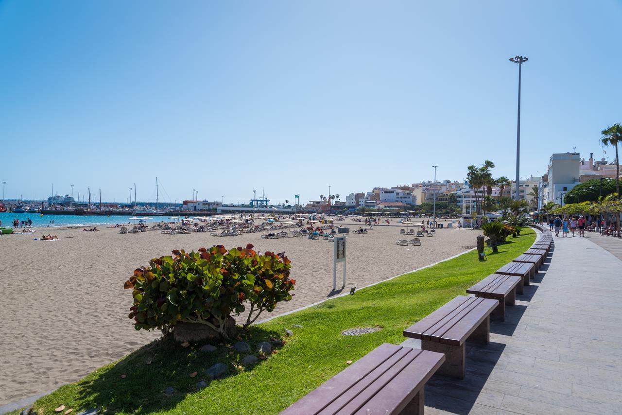 Modern Apartments Los Cristianos Center Exterior photo