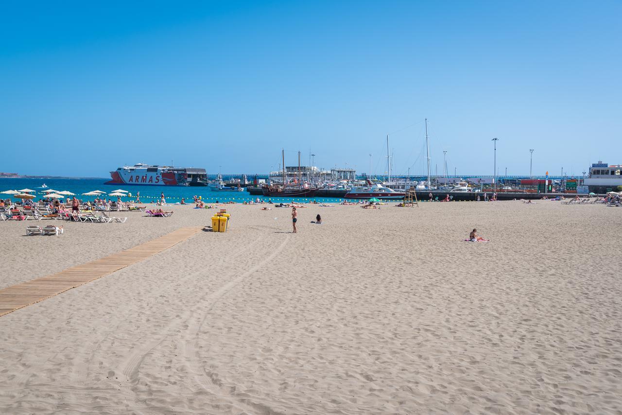 Modern Apartments Los Cristianos Center Exterior photo