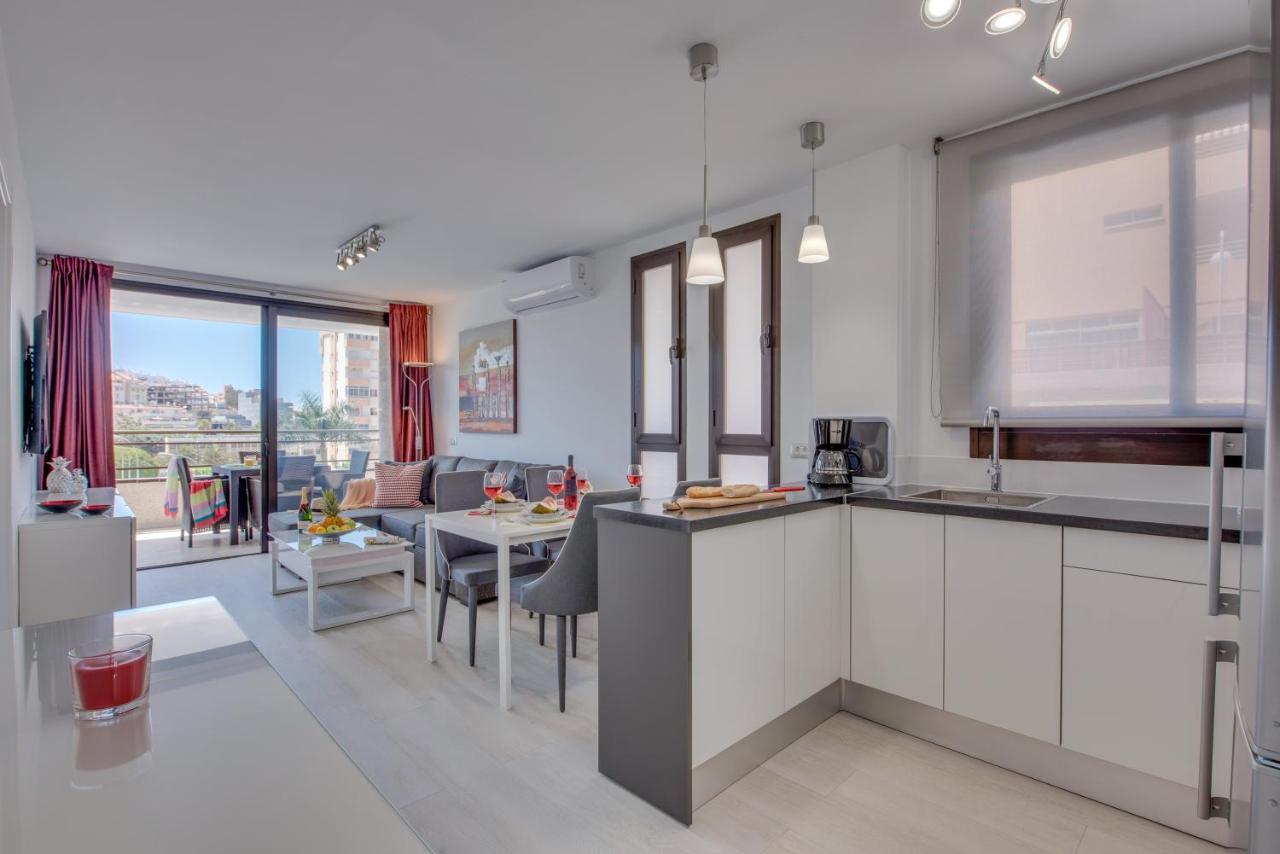 Modern Apartments Los Cristianos Center Exterior photo