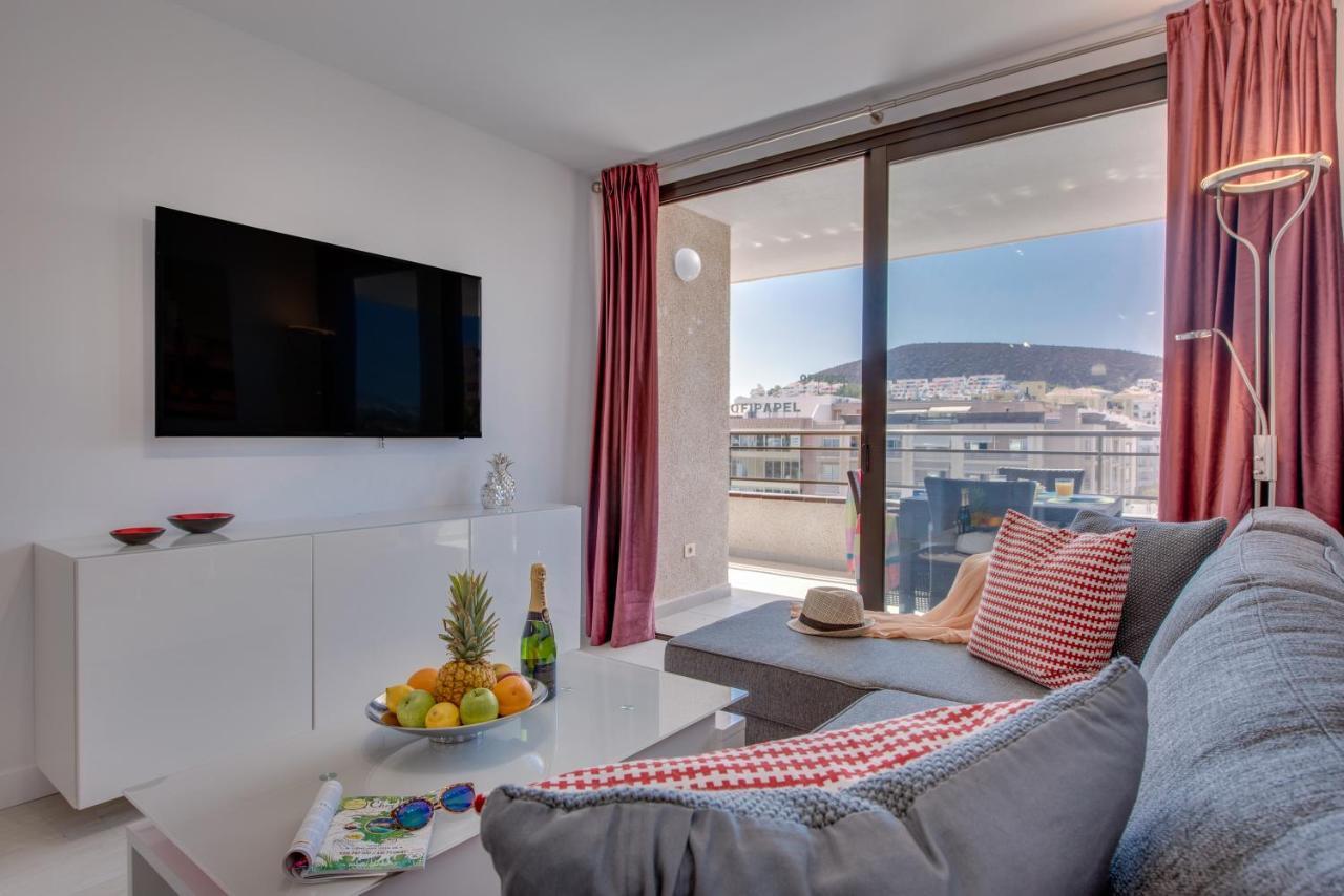 Modern Apartments Los Cristianos Center Exterior photo