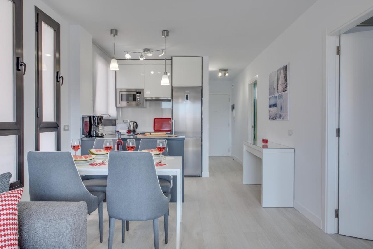 Modern Apartments Los Cristianos Center Exterior photo