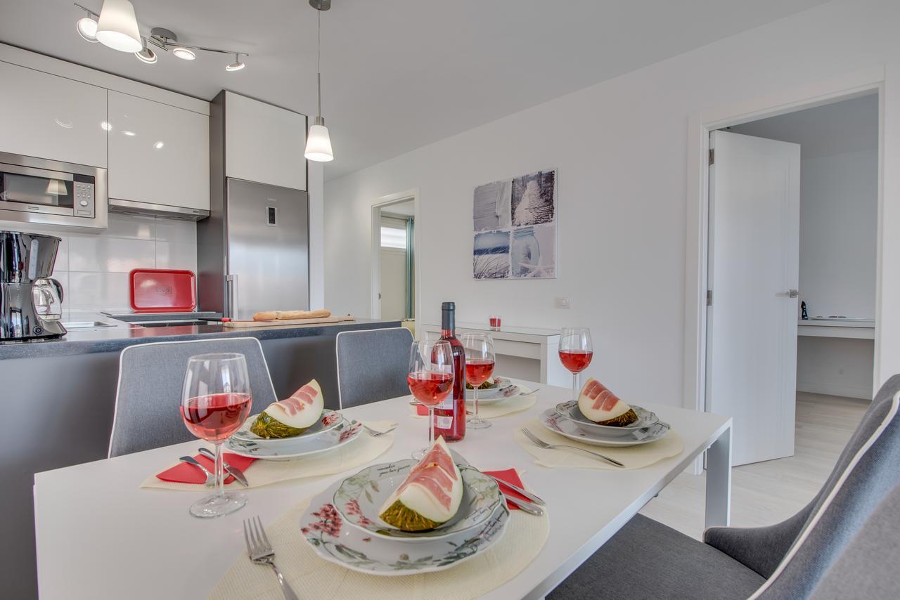 Modern Apartments Los Cristianos Center Exterior photo
