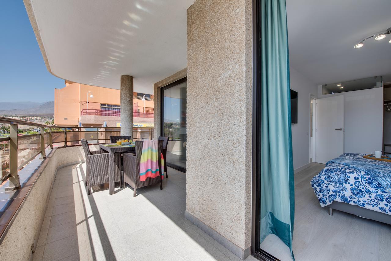 Modern Apartments Los Cristianos Center Exterior photo