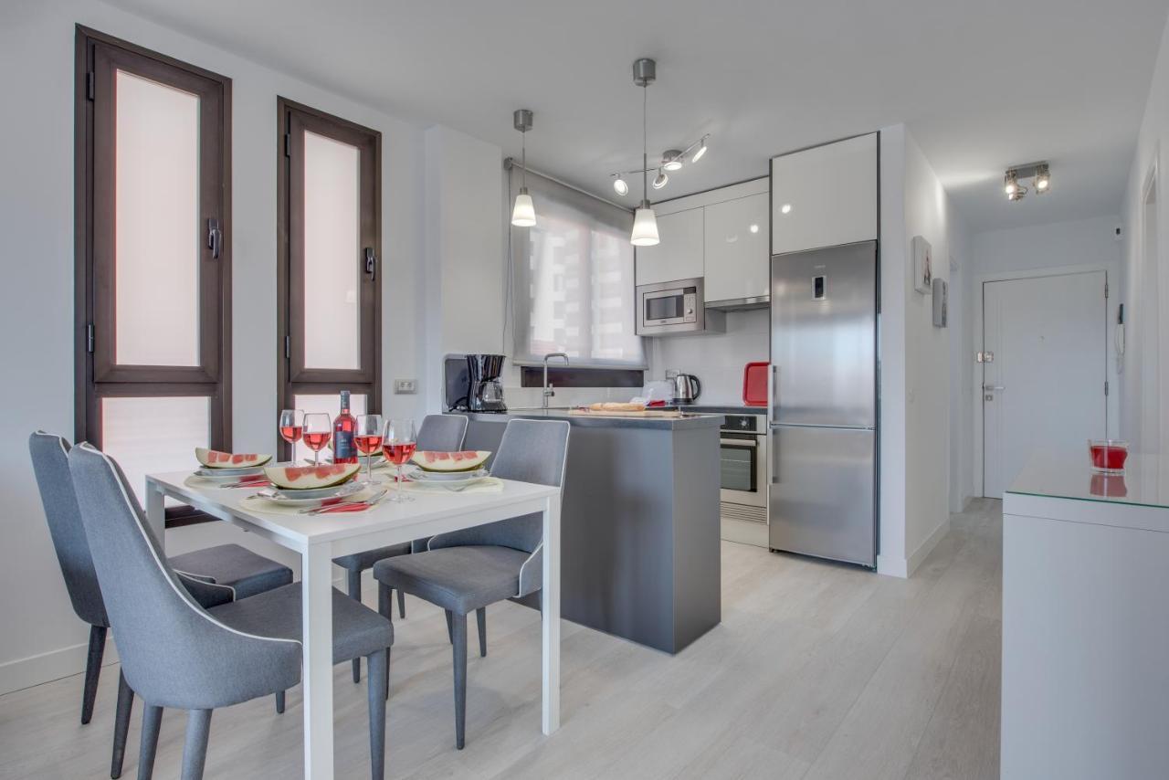 Modern Apartments Los Cristianos Center Exterior photo