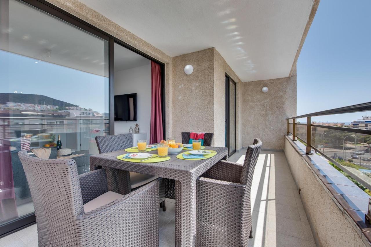 Modern Apartments Los Cristianos Center Exterior photo