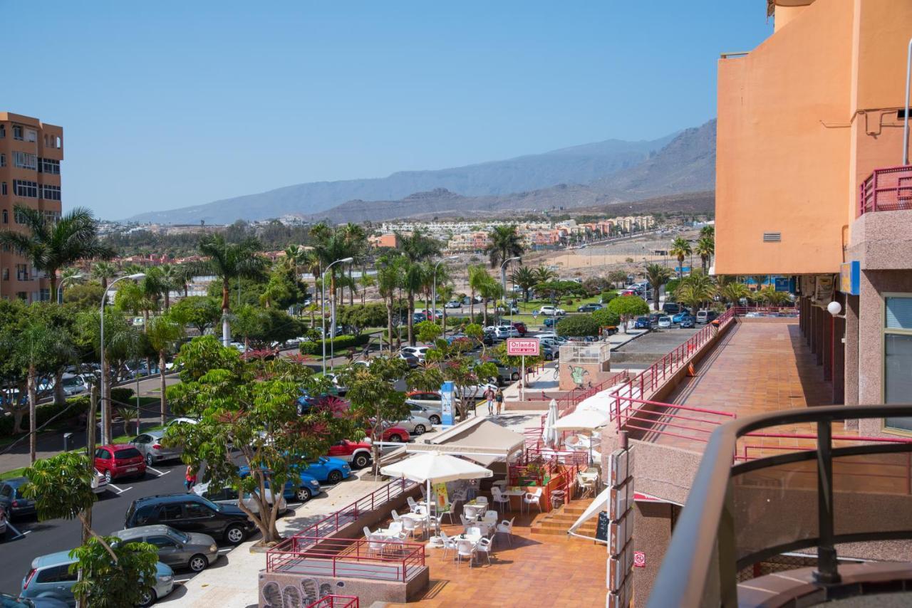 Modern Apartments Los Cristianos Center Exterior photo
