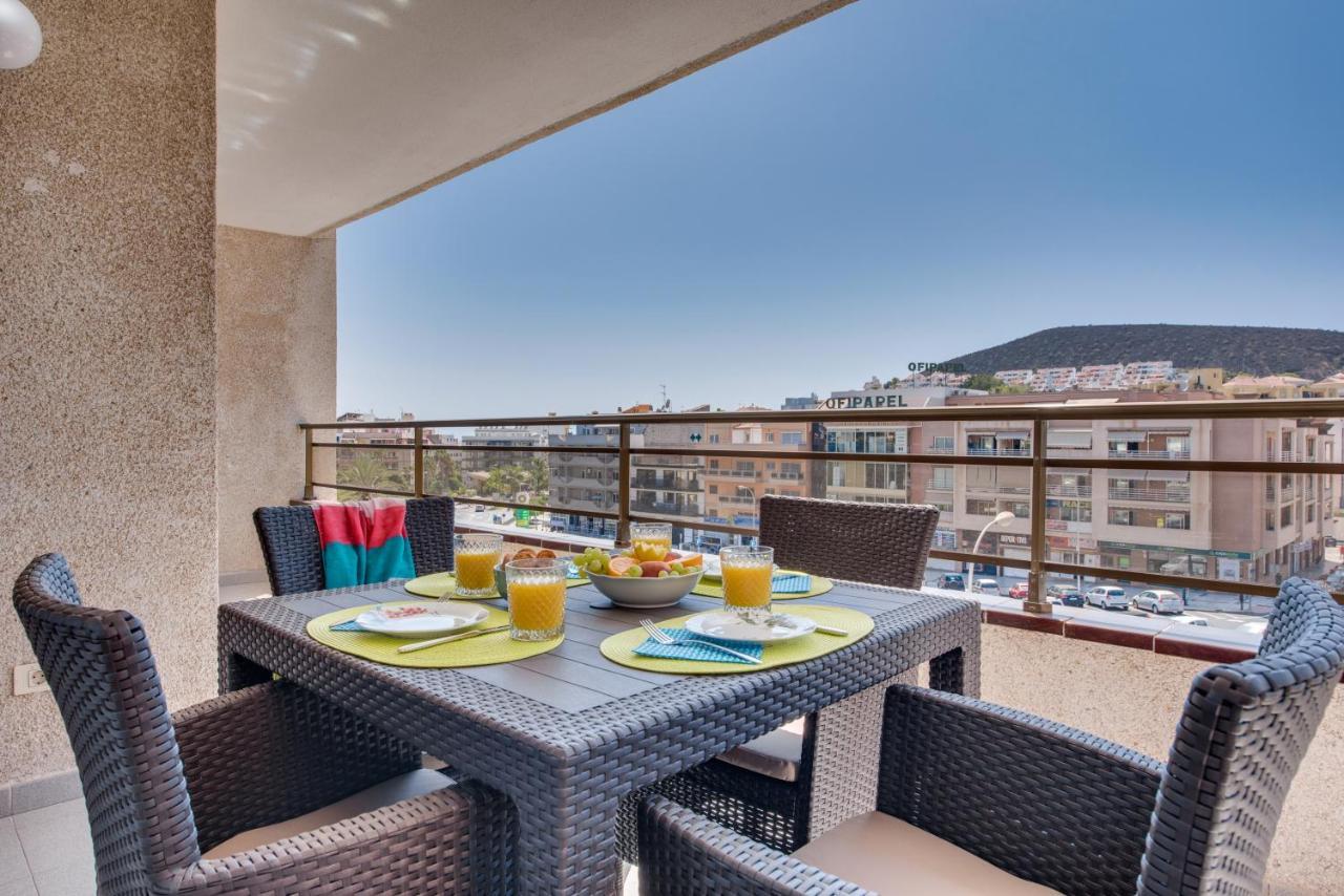 Modern Apartments Los Cristianos Center Exterior photo