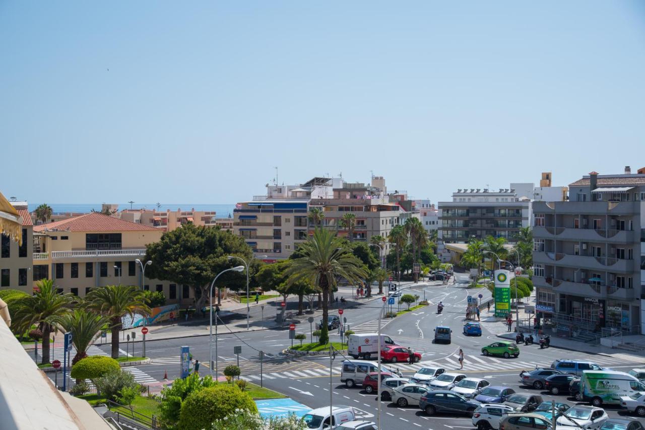 Modern Apartments Los Cristianos Center Exterior photo